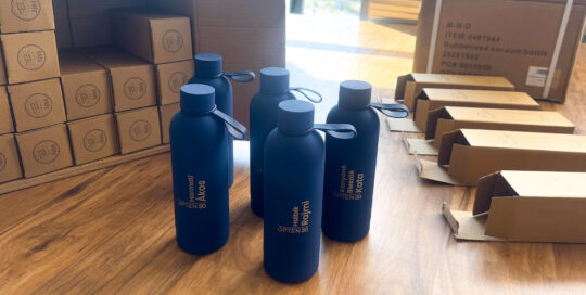 Reklámtárgyak_logózott termosz