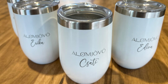 logózott reklámajándék